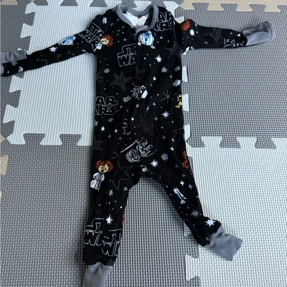 Star Wars Pajama - Size 3-6 Months